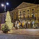 Casa Lumiere